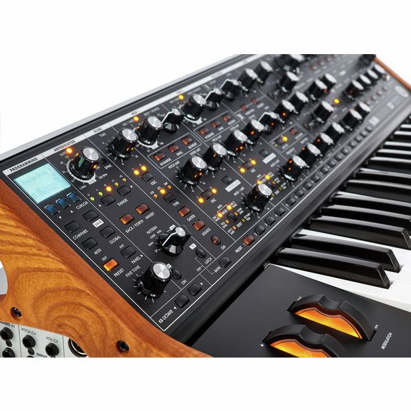 Moog Subsequent 37 Moog Subsequent 37