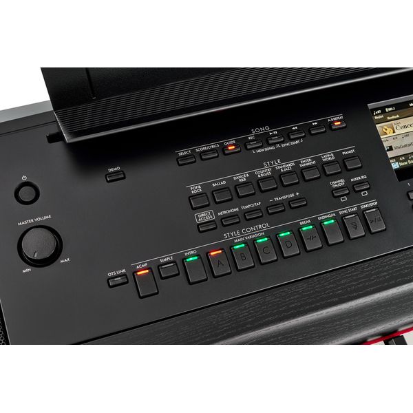 Yamaha DGX-670