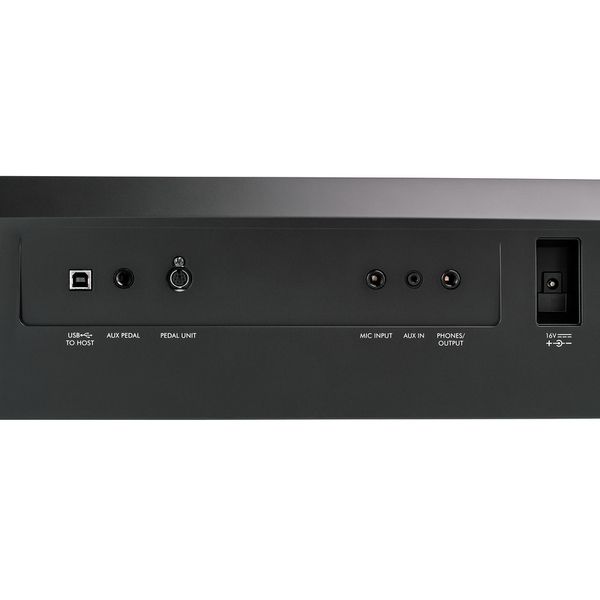 Yamaha DGX-670