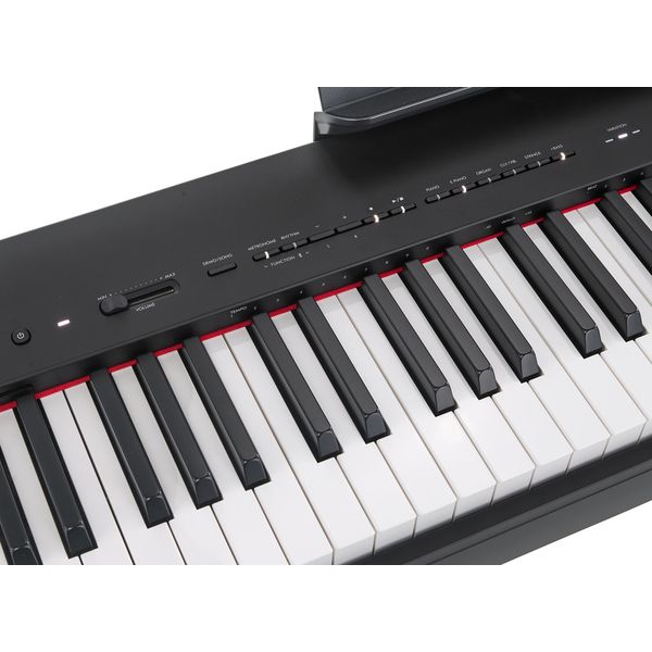 Yamaha P-225